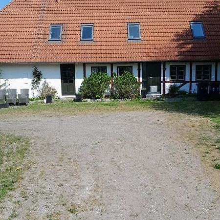 Skovhusets B&B I Gislev Экстерьер фото