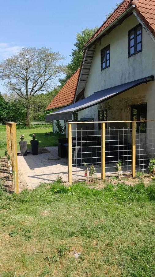 Skovhusets B&B I Gislev Экстерьер фото